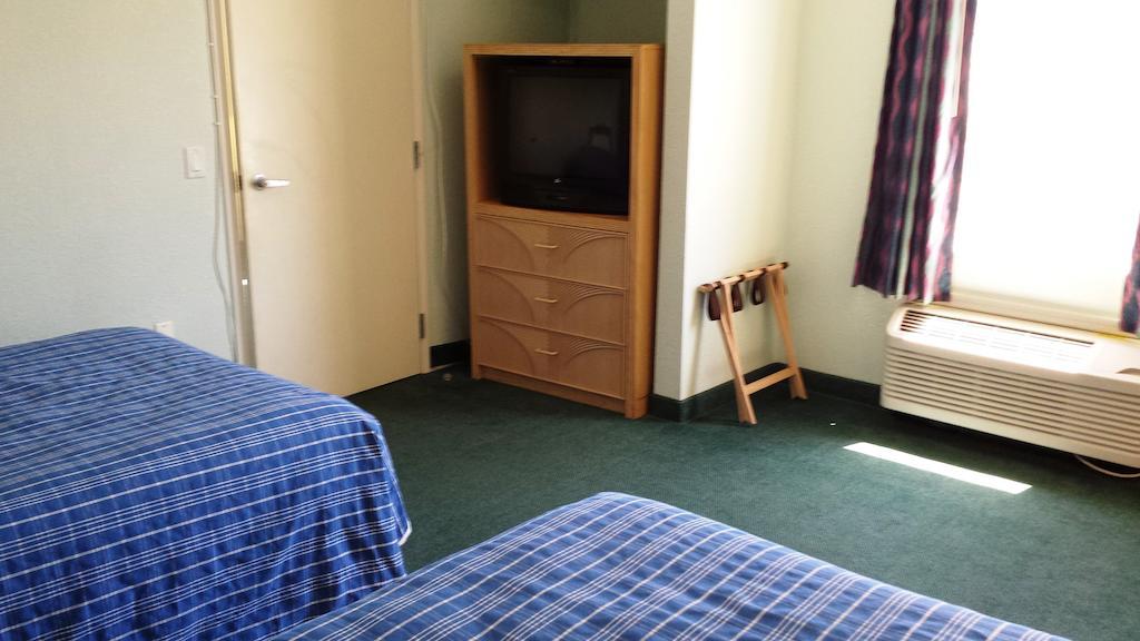 Cocoa Beach Suites Hotel Eksteriør billede