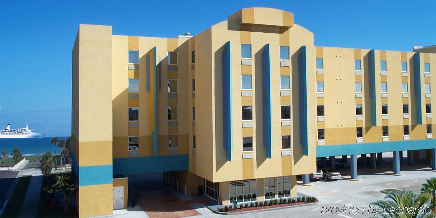 Cocoa Beach Suites Hotel Eksteriør billede