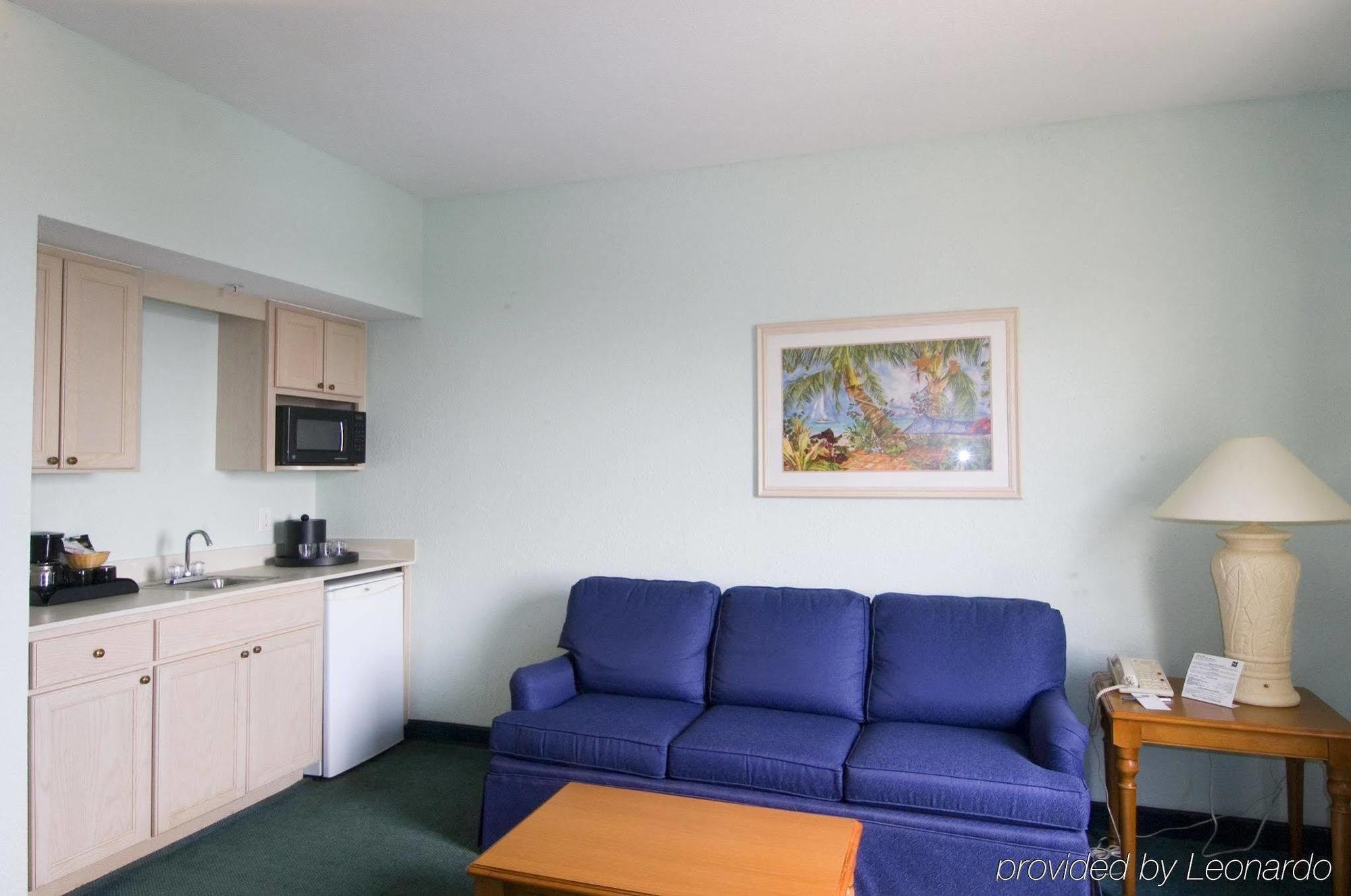 Cocoa Beach Suites Hotel Værelse billede